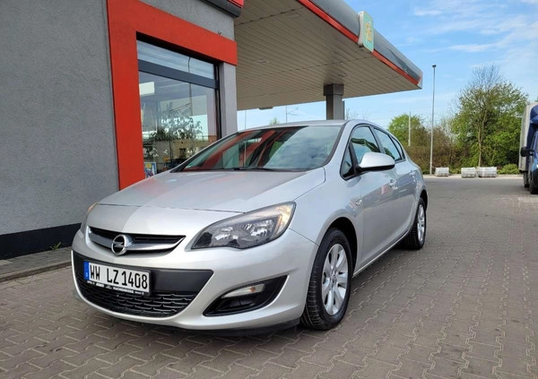 Opel Astra cena 26900 przebieg: 154000, rok produkcji 2012 z Żarki małe 191